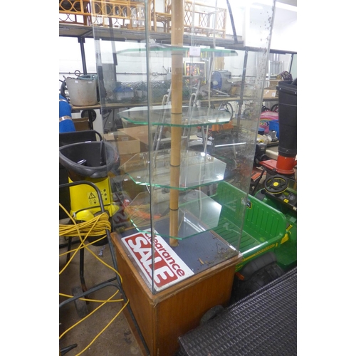 2373 - Standalone glass and wood shop display cabinet - a/f