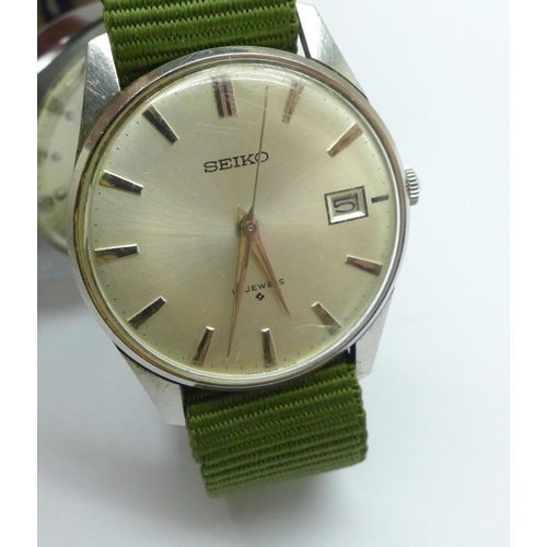1040 - Two Seiko wristwatches and a Sekonda wristwatch