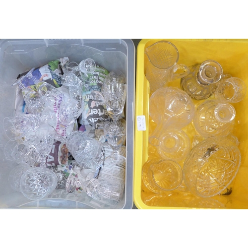 1095 - Two boxes of crystal decanters, bowl, jugs, drinking glasses, etc. **PLEASE NOTE THIS LOT IS NOT ELI... 