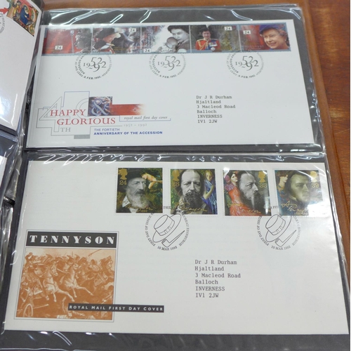 721 - Over 100 first day covers