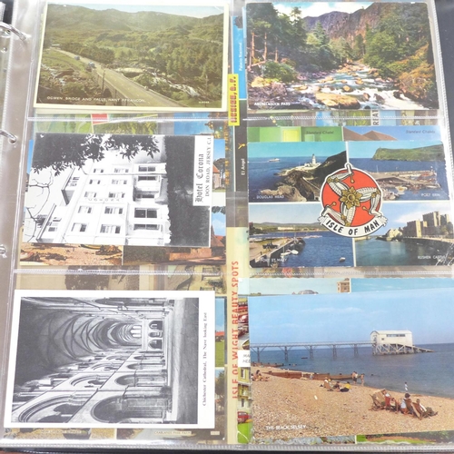 753 - Two postcard albums, 200 cards in each