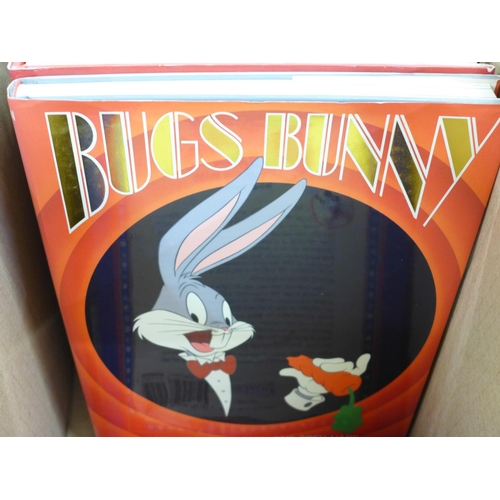762 - A box of comic reference books