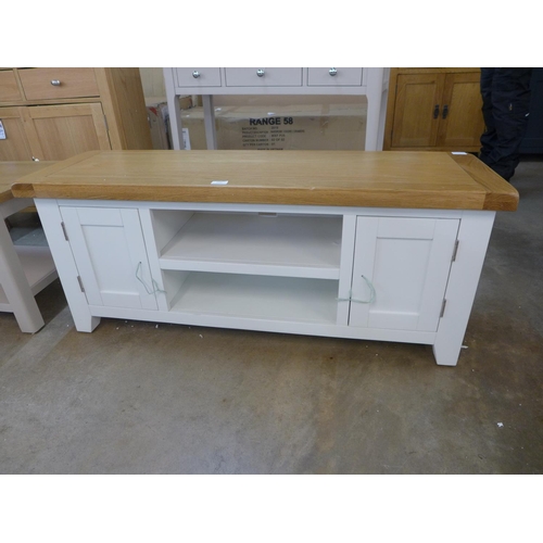 1645 - A Hampshire white painted oak large TV unit (KEL P24-82)   * This lot is subject to VAT