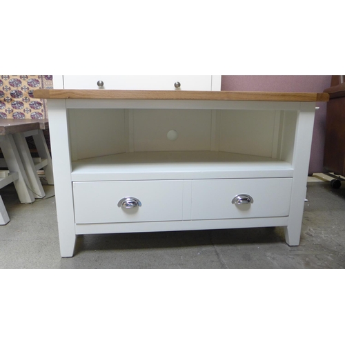 1800 - A Chester white corner TV unit - (NC-CTV-W)  *This lot is subject to vat