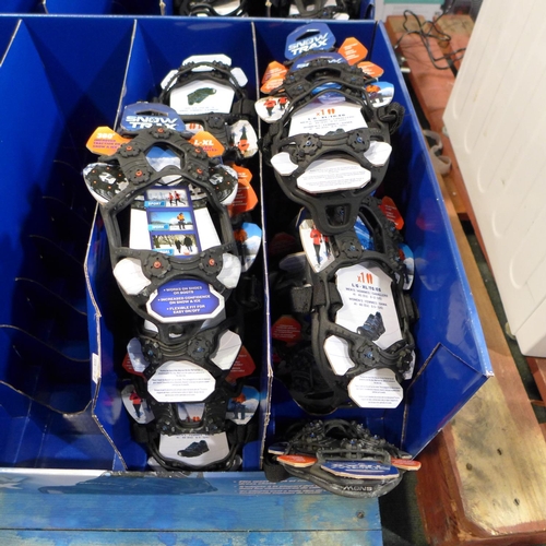 3310 - Twenty Packs Of Snowtrax Footwear                 (191-125)               *This lot attracts VAT