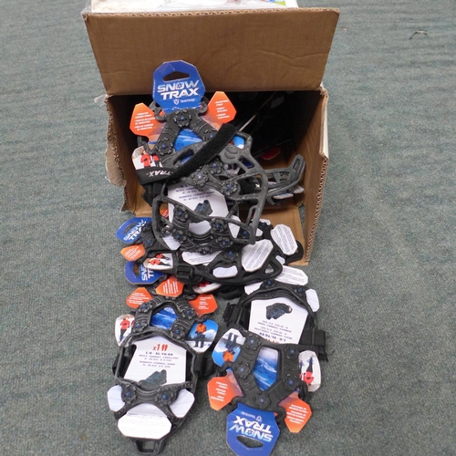 3314 - Twenty Packs Of Snowtrax Footwear (L-XL)             (191-267)               *This lot attracts VAT