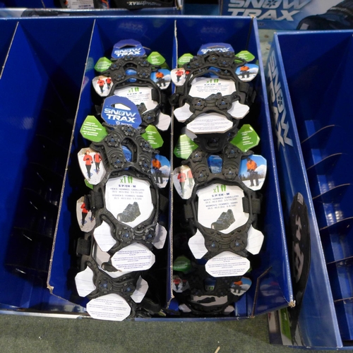 3318 - Twenty Packs Of Snowtrax Footwear (S-M)                (191-271)               *This lot attracts VA... 