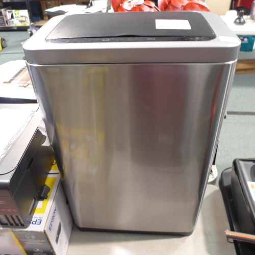 3326 - An 80L Motion Sensor Waste Bin  (192-76)  * This Lot Is Subject To Vat