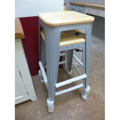 1615 - A pair of grey metal bar stools with pine seats