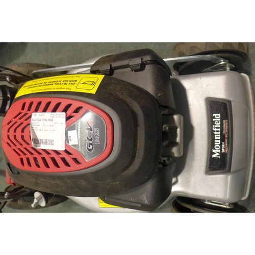 3304 - A Honda Mountfield Petrol Mower with Honda engine  (192-257)  * This Lot Is Subject To Vat