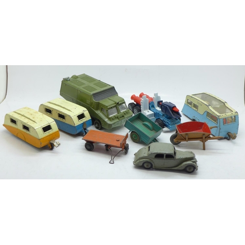 Lot 695       