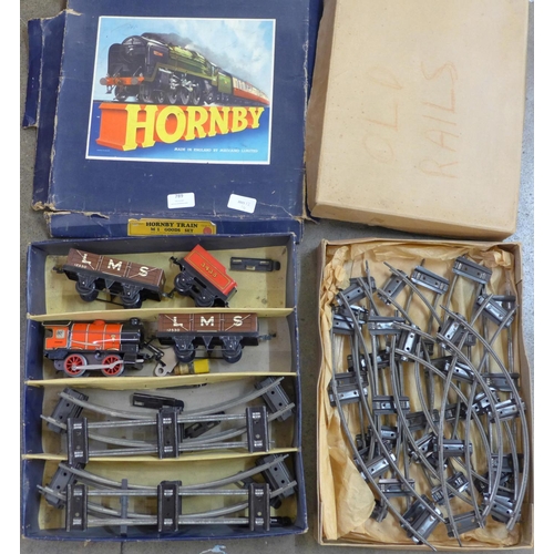 789 - A Hornby O gauge M1 Goods Train Set with a box of additional track