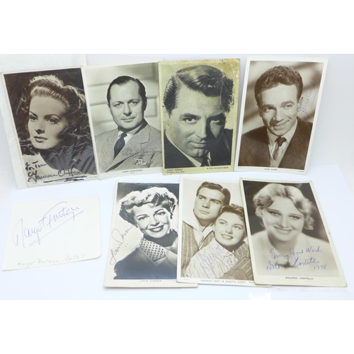 840 - A Dane Clark autographed Picturegoer photograph postcard