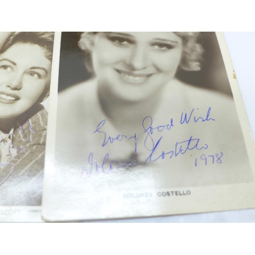 840 - A Dane Clark autographed Picturegoer photograph postcard
