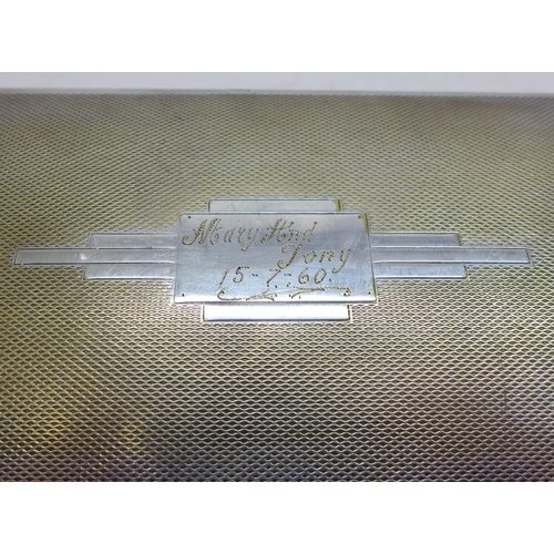 846 - A silver cigarette box and one other cigarette box, a/f