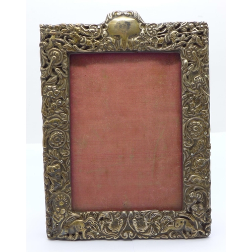 Lot 856       
