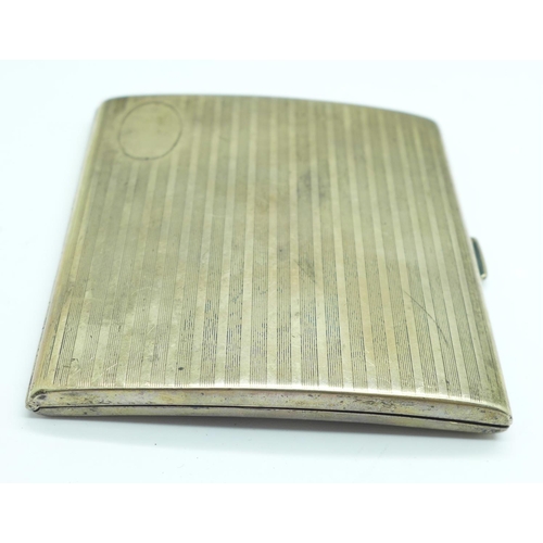 Lot 895       
