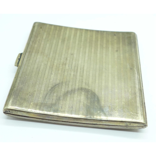 895 - A silver cigarette case, 117.4g