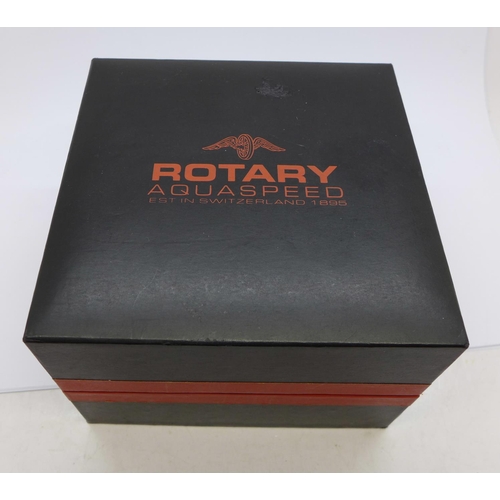 898 - A Rotary wristwatch, with box