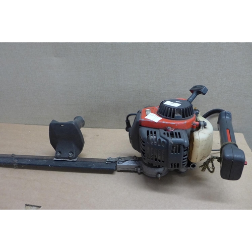 Lot 2047      