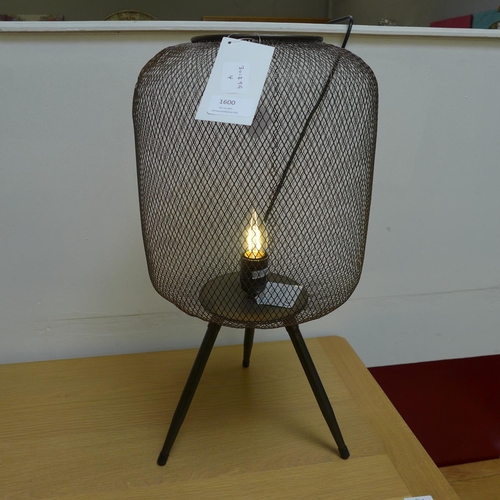 Lot 1610      