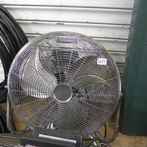 2493 - 1 Metal floor fan - W