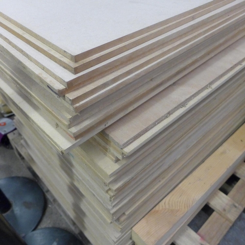 2499 - Pile of at least 50 MDF boards - size approx 4' x 2' x 10mm, plus 3 x 3' lengths of 3