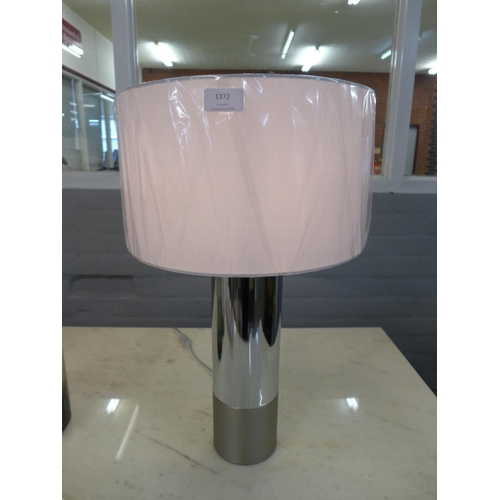 1322 - A chrome and brushed chrome table lamp with shade (425042)   #