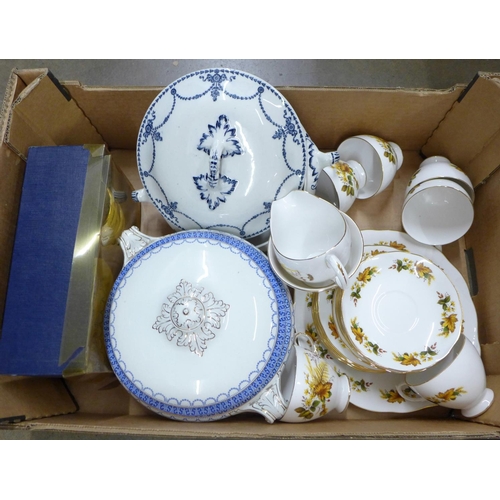 1183 - A Queen Anne six setting tea service, two saucers a/f, two lidded tureens and two Duchess china cups... 