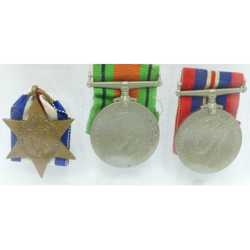 870 - Six WWII British medals