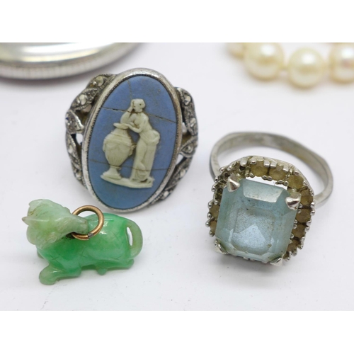 917 - Jewellery, etc., including an enamel pill box