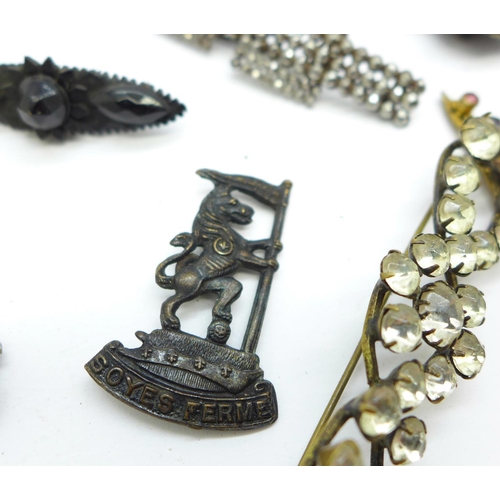 925 - Costume jewellery, etc.