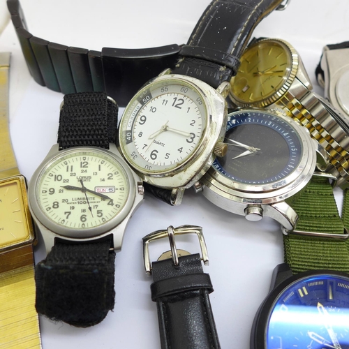 960a - Wristwatches including Seiko and Accurist, watch glasses, etc.