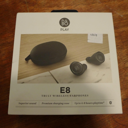 3113 - A Bang & Olufsen Beoplay E8 Wireless Speaker, Rrp £114.99 + Vat  (195-192) * This Lot Is Subject To ... 