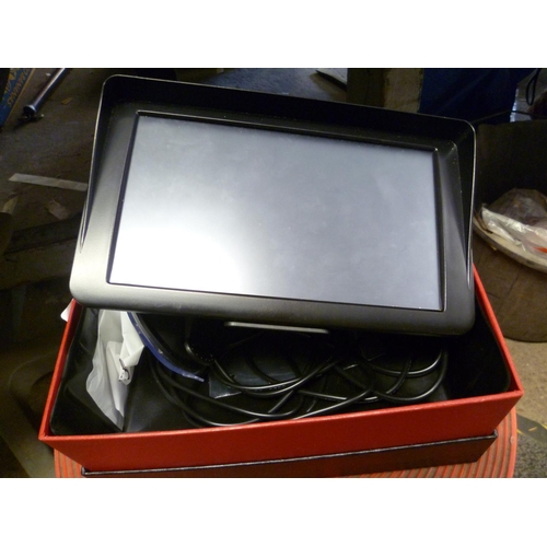 2180 - GPS Sat Nav for lorries/cars etc. with 240v/12v charger - W