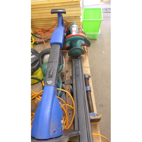 2519 - Bosch AHS 48-24 hedgetrimmer with one other hedgetrimmer - both failed electrical safety test - sold... 