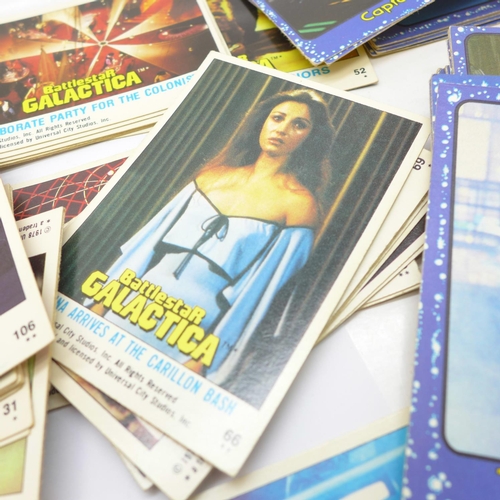 655 - Bubble gum cards, Battlestar Galactica and The Black Hole