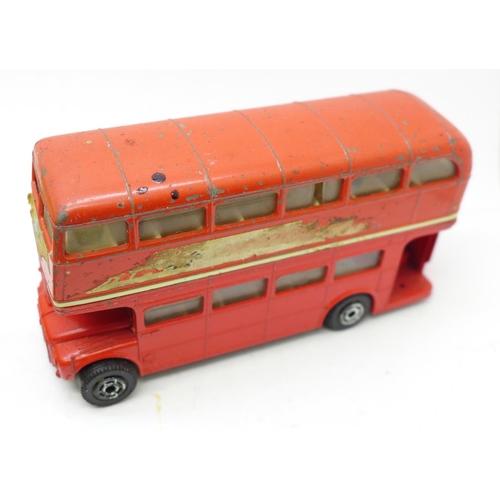 698 - Eleven Corgi model buses