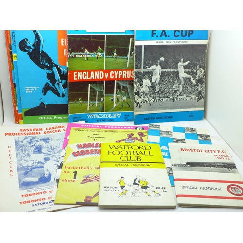 713 - Football programmes; England, 1960's Scottish Cup Semi-Finals, Club handbooks, Eastern Canada PSL, e... 