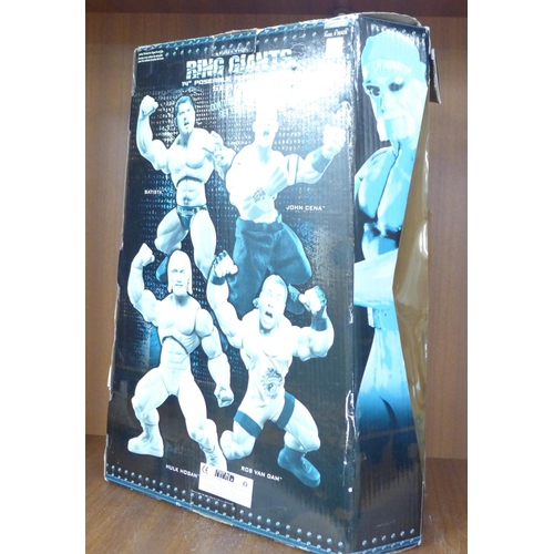 790 - A Hulk Hogan Ring Giants figure, boxed