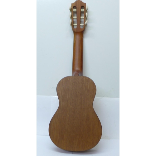 843 - A Yamaha guitalele