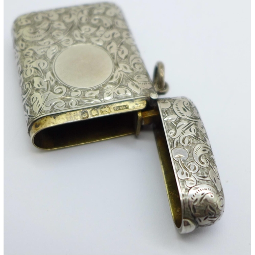 867 - A heavy silver Sampson Mordan vesta case, London 1900, 52g