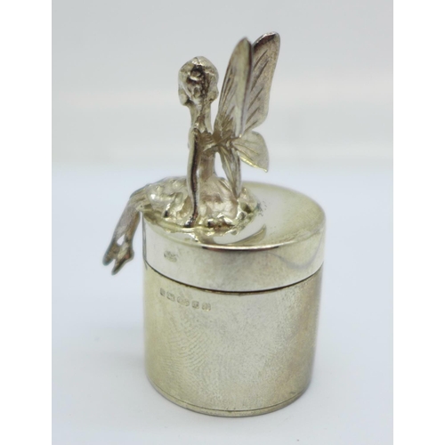 868 - A hallmarked silver child's tooth fairy box