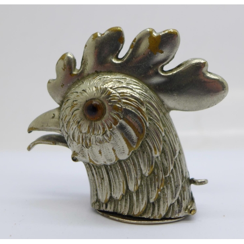 872 - A novelty, early 20th Century English rooster/cockerel vesta case with beak action opening mechanism