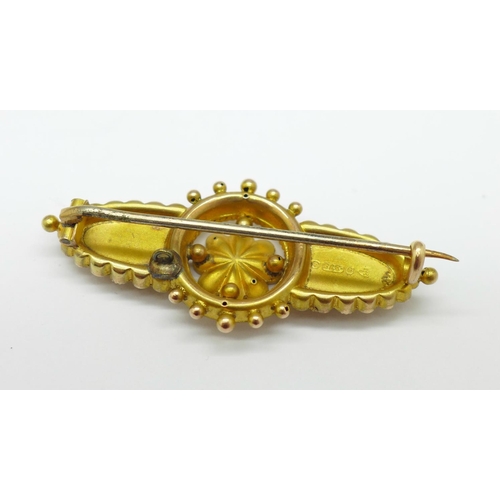 960 - A Victorian 9ct gold brooch, Chester 1897, 3.3g