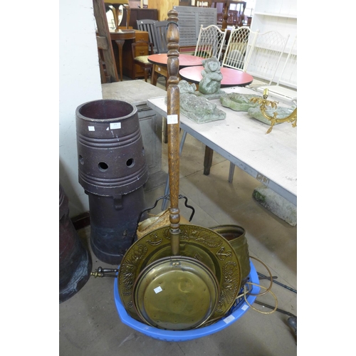 371 - Assorted metalware including brass plaque, companion set, candlesticks, copper kettle, etc.