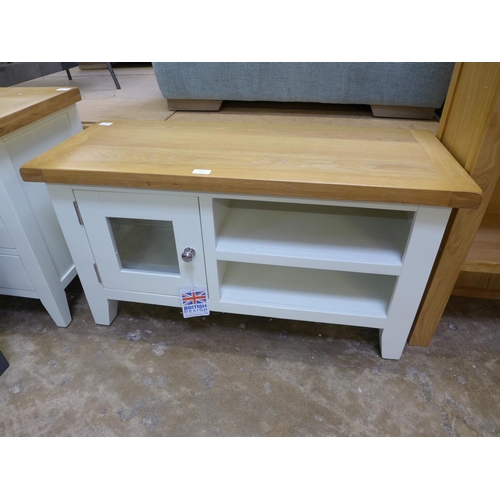 1700 - An oak and white TV stand (ref 72) *this lot is subject to VAT