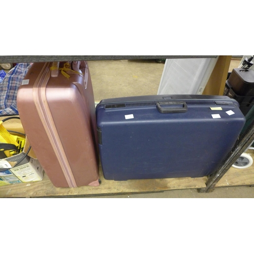 2335 - 2 'hard' suitcases