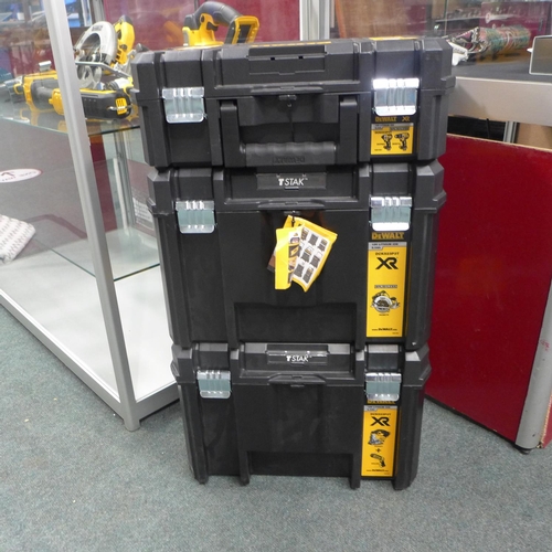 3090 - Dewalt 5 Piece Tool Kit - with charger, XR Lion battery and toolcase, RRP £529.99 + VAT       (196-6... 