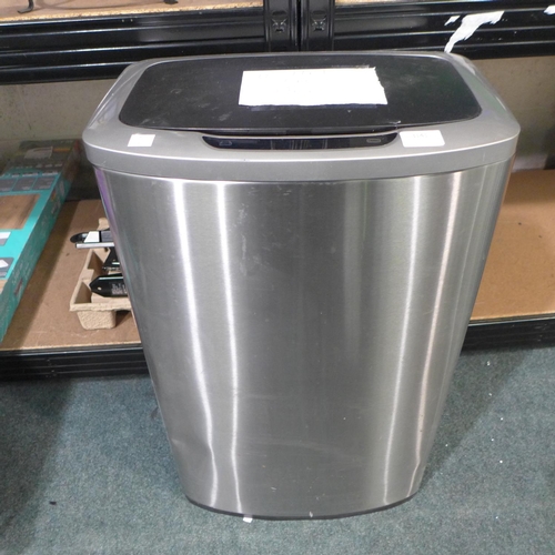 3141 - A 80L Eko Trash Can Bin    (196-698 / 903)* This lot is subject to VAT